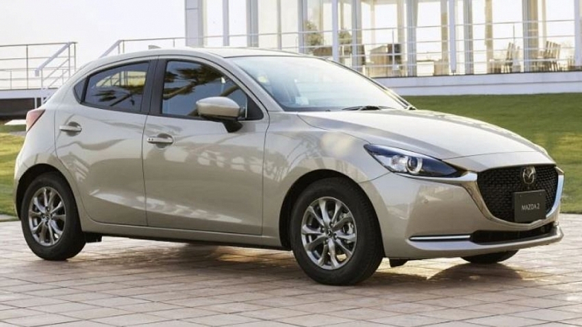 So kè KIA Soluto và Mazda 2 Sedan: Cuộc chiến 