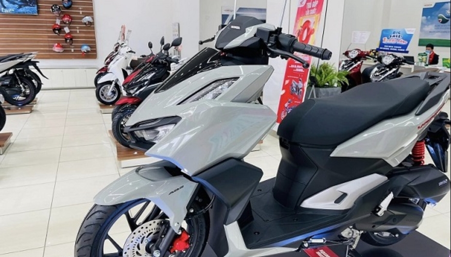 Honda Vario 160 phiên bản Thể thao có giá bao nhiêu cuối tháng 7/2023?