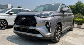 Bảng giá Toyota Veloz Cross 2023 niêm yết và lăn bánh mới nhất tháng 9/2023