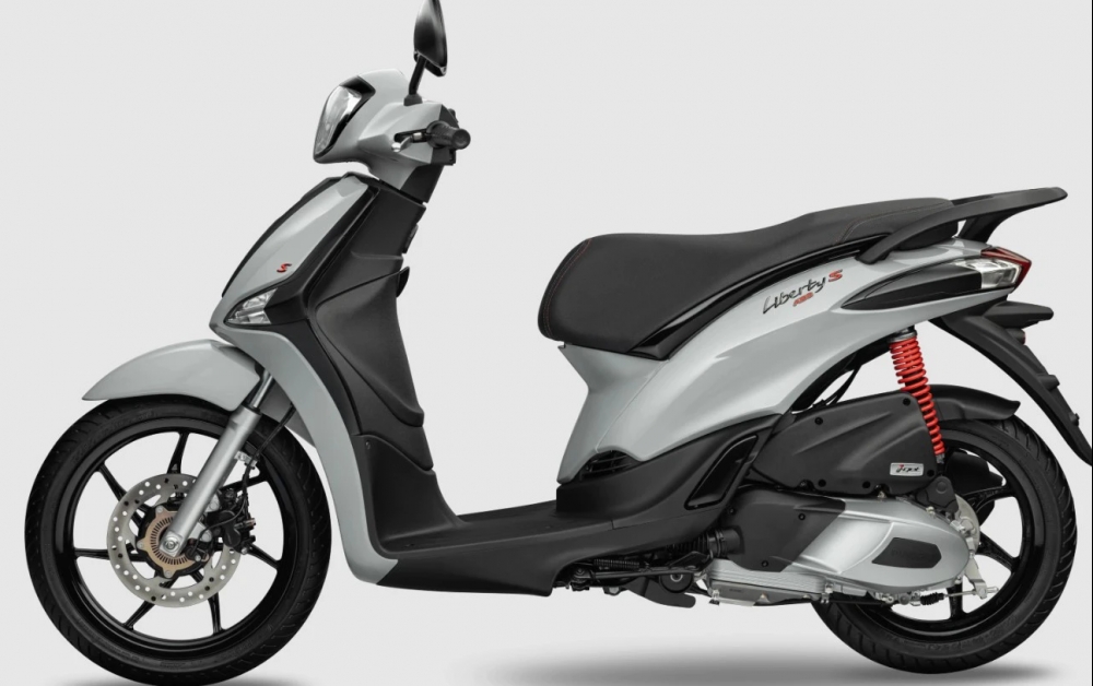 Giá xe máy Piaggio Liberty cuối năm 2023: Ưu đãi cực lớn, Honda SH Mode bị "ngó lơ"