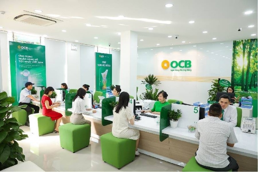 OCB tất toán trước hạn nhiều lô trái phiếu giá trị lớn