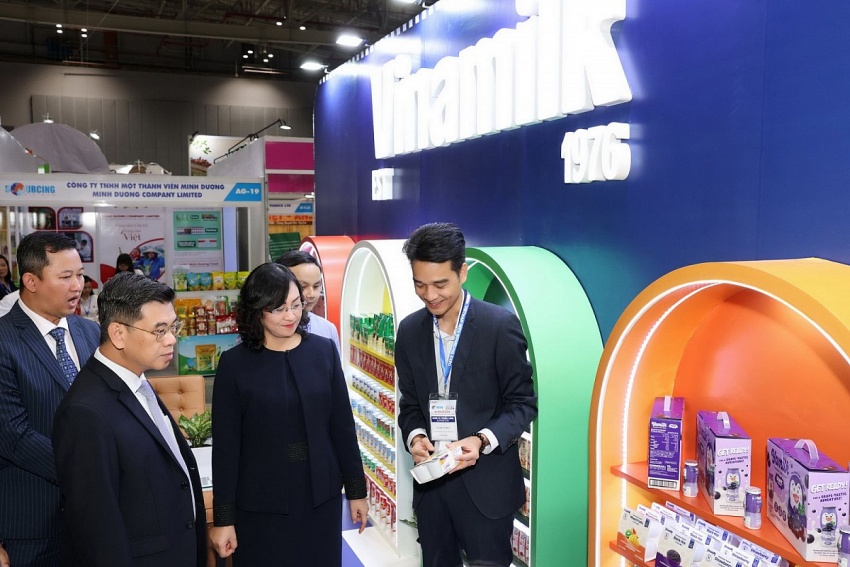 Vinamilk thu hút các nhà mua hàng, chuỗi phân phối quốc tế tại Vietnam International Sourcing Expo 2024