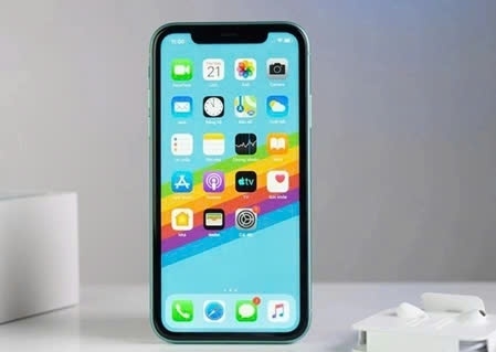 Trình làng 3 mẫu iPhone "sang - xịn - mịn", giá cực yêu thương