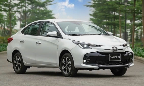 Toyota Vios E CVT 2024 giá "hời" cuối tháng 11: Ưu đãi cực sốc, số lượng có hạn