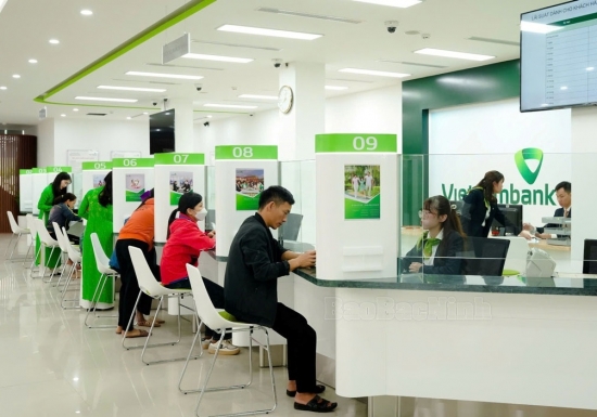 Lãi suất Vietcombank mới nhất tháng 1/2025: Gửi 100 triệu lãi gần 9,5 triệu đồng?