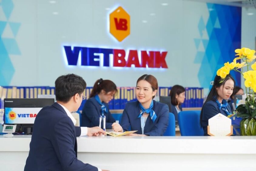 Gia đình Chủ tịch Dương Nhất Nguyên sở hữu gần 12% vốn tại Vietbank