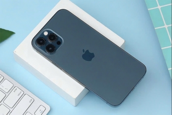 Bất ngờ với hiệu năng iPhone 12 Pro Max sau 5 năm: So kè 