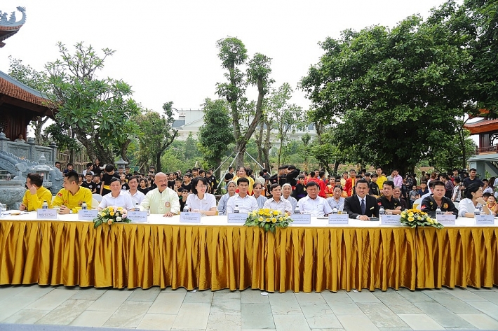 chinh thuc ra mat va khai giang khoa 1 cau lac bo vo thuat tai nang tre flc