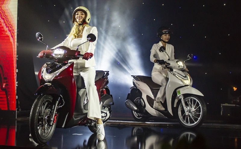 Giá xe máy Honda SH Mode 2022 mới nhất chạm ngưỡng 85 triệu, liệu có đáng mua?