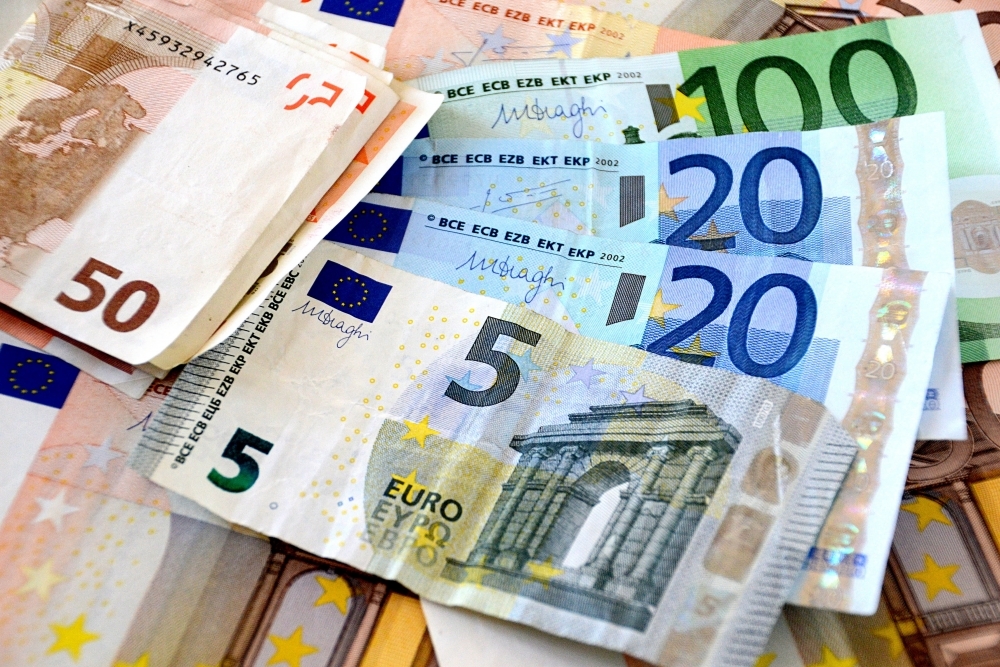 Tỷ giá Euro hôm nay 30/6/2022: Đồng Euro đồng loạt giảm mạnh