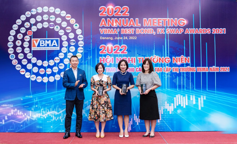 SCB nhận danh hiệu Top 3 “Nhà tạo lập thị trường giao dịch REPO nhiều nhất năm 2021”