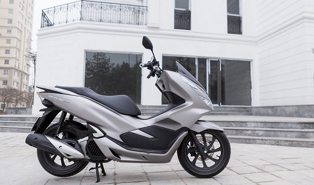Bảng giá xe máy Honda PCX 2022 mới nhất ngày 4/7: "Loạn giá"