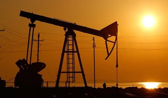 Nga giảm sâu sản lượng: Giá dầu có thể vọt lên 380 USD/thùng?