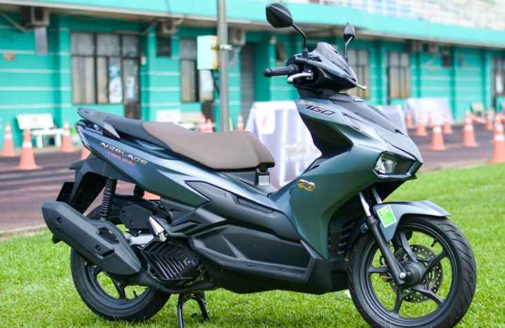 TOP 6 xe máy mới gây “choáng váng” thị trường Việt Nam nửa đầu 2022