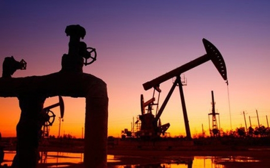 Giá xăng dầu hôm nay 6/7/2022: Đồng loạt tăng vọt