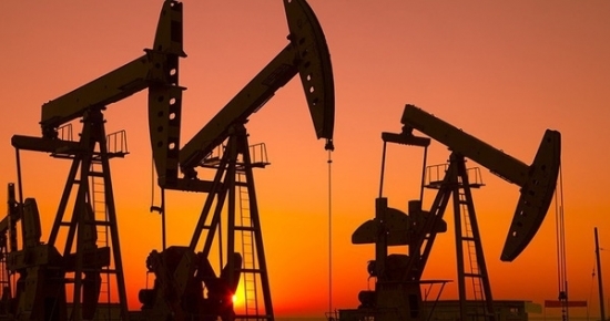 Làm thế nào để hạ nhiệt giá dầu thế giới?