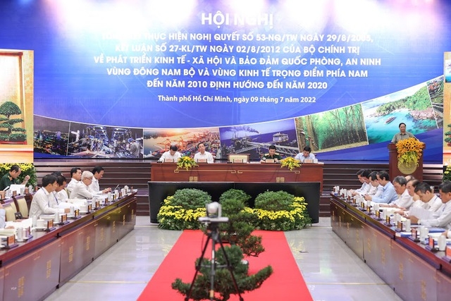 Hội nghị được tổ chức tại hai đầu cầu Thành phố Hồ Chí Minh và Văn phòng Chính phủ - Ảnh: VGP/Nhật Bắc
