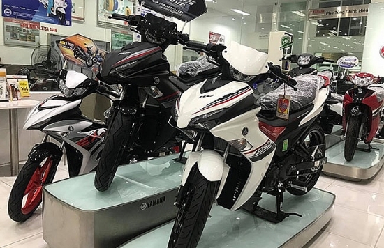 Bảng giá xe máy Yamaha 2022 mới nhất giữa tháng 7: "Tát nước theo mưa", hãng xe điều chỉnh tăng giá