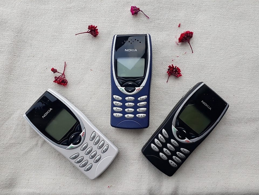 Điện thoại 'cục gạch' Nokia 8210 vùa ra mắt có gì hay?