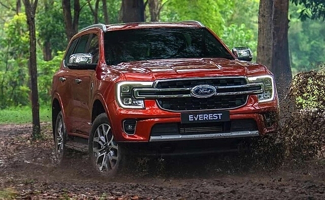 Ford Everest 2022: Tăng hơn 50 triệu có gì khác biệt so với bản cũ?
