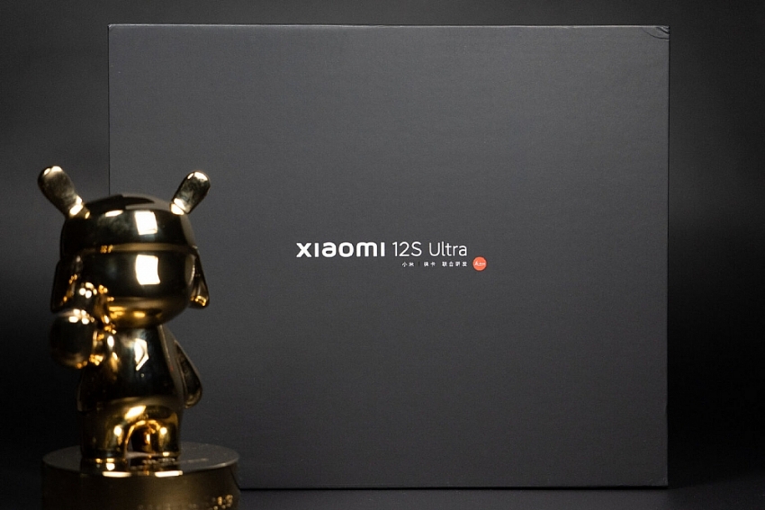 Xiaomi 12S Ultra: “Đỉnh Everest” trong làng điện thoại, đè bẹp mọi đối thủ