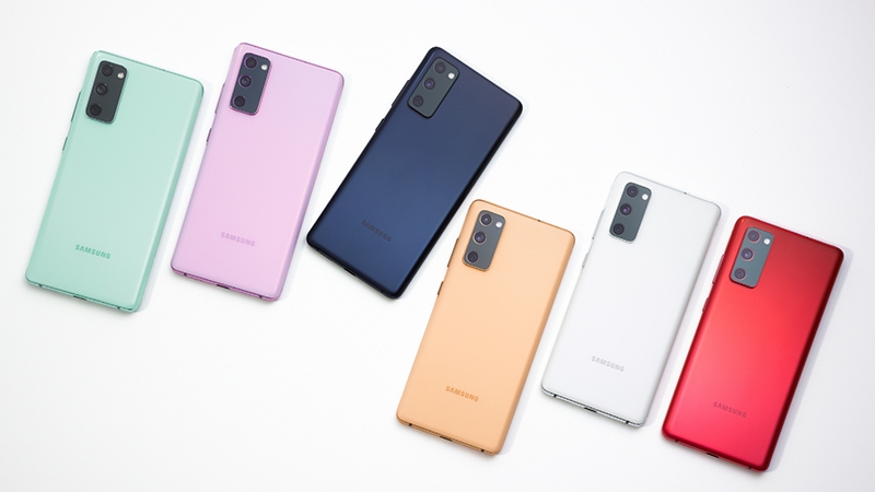 "Ngất ngây" trước vẻ đẹp của Samsung Galaxy S20 FE: Giá "rẻ như cho"