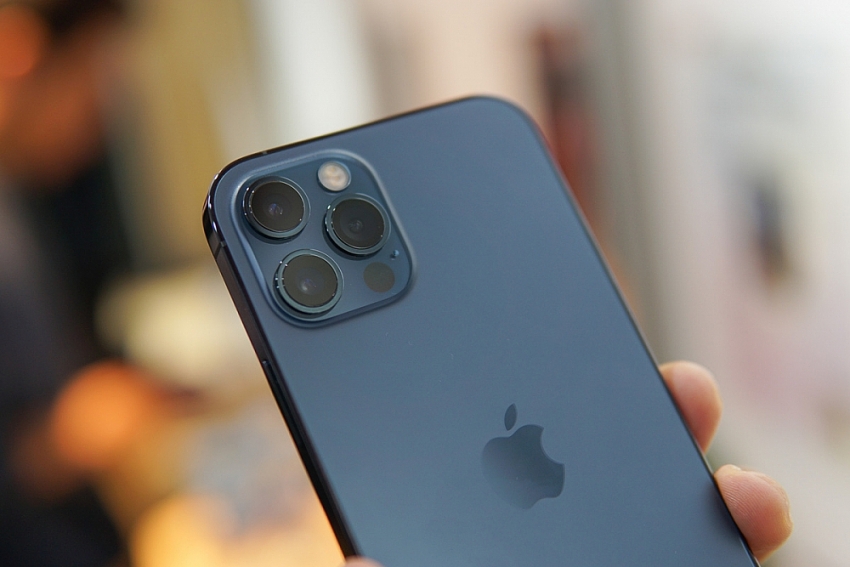 Giá iPhone 12 series giảm về mức thấp kỷ lục: 