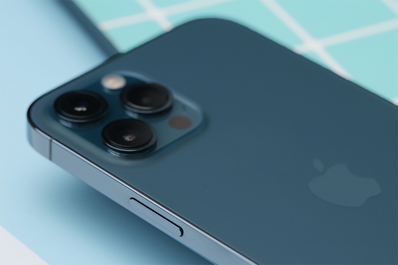 iPhone 12 Pro tung phiên bản chỉ 17,7 triệu: 