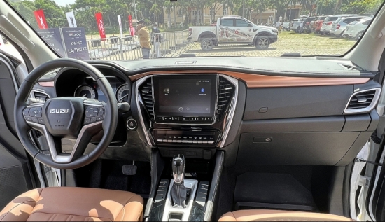 Ấn phẩm SUV mới tinh với tham vọng "lật đổ" Honda CR-V, Hyundai SantaFe