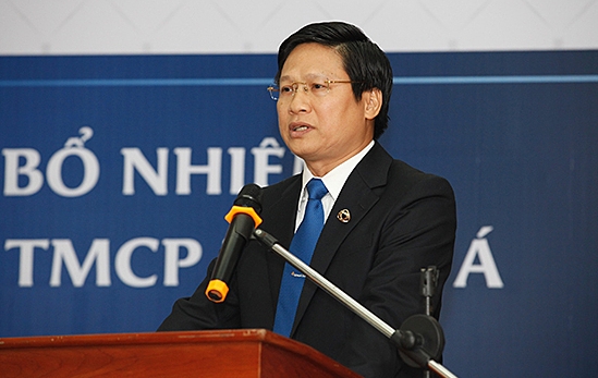 Ông Võ Minh Tuấn phát biểu tại một sự kiện của Ngân hàng Đông Á. Ảnh: DongABank