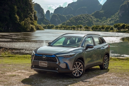 Toyota Corolla Cross 2022: Bản thấp nhất chỉ từ 746 triệu đồng