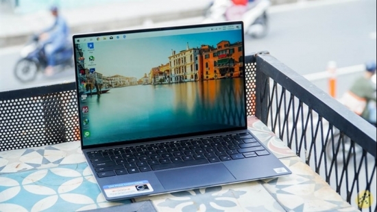 Lộ diện Top 7 laptop hot nhất 2022: "Ngôi vương" gọi tên ai?