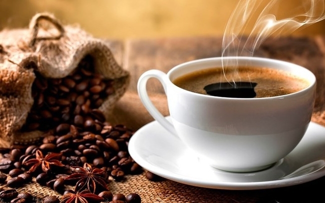 Giá cà phê hôm nay 8/8/2022: Cán mốc 45.000 đồng/kg