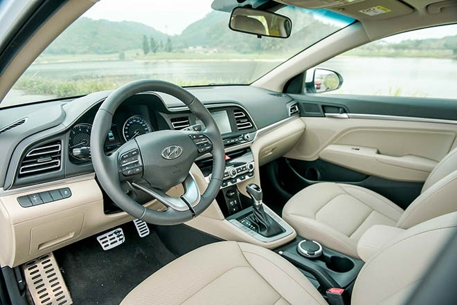 Bảng giá lăn bánh ô tô Hyundai Elantra giữa tháng 8/2022: Giá quá đẹp, Kia K3 “chào thua”
