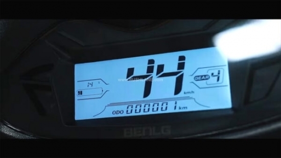 Lộ diện mẫu xe máy giá chỉ 28 triệu, "đạp đổ" Honda Vision: Thách thức giá xăng tăng!