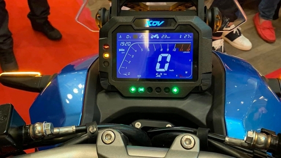 Xuất hiện xe máy "kỳ phùng địch thủ" của Honda ADV: Hứa hẹn chạy đầy cung đường phượt?