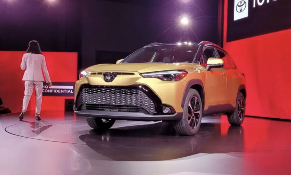 Ô tô Toyota Corolla Cross 2023