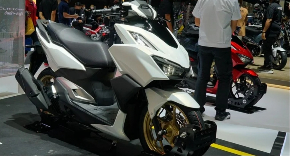 Honda Click "Made in Thailand" chính thức trình làng, quyết đấu xe máy Air Blade