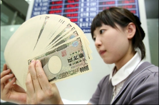 Tỷ giá yen Nhật hôm nay 5/9/2022: “Lao dốc” hàng loạt phiên đầu tuần