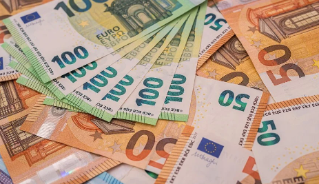Tỷ giá euro hôm nay 5/9/2022: Đồng loạt giảm