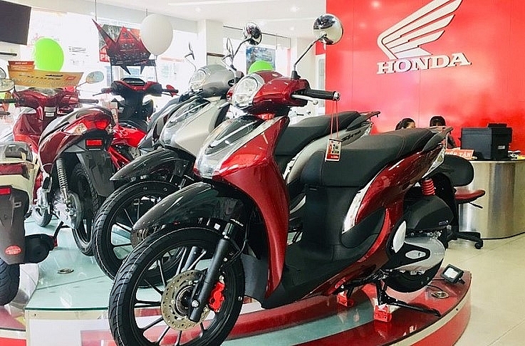 Giá xe máy Honda SH Mode ngày 8/9/2022: Quay đầu giảm khiến Yamaha Grande “cảm lạnh”