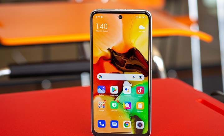 Điểm mặt 5 điện thoại Xiaomi rẻ nhất năm 2022: Dáng 