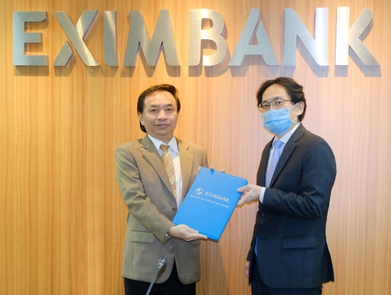 Ông Trần Tấn Lộc ‘ngồi ghế’ Tổng Giám đốc Eximbank thêm 3 năm