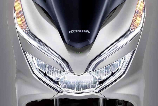 “Mối đe dọa” Honda SH 2022 ra mắt với loạt trang bị “khủng”, giá bán cực hấp dẫn
