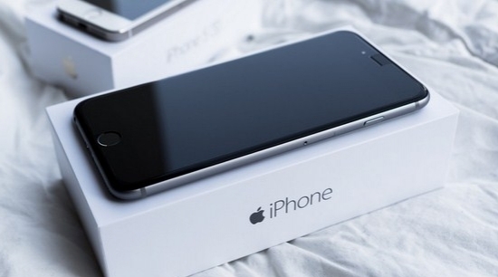 Mẫu iPhone "thủ lĩnh" phân khúc giá rẻ : Công nghệ "chẳng kém ai", giá chỉ 2 triệu