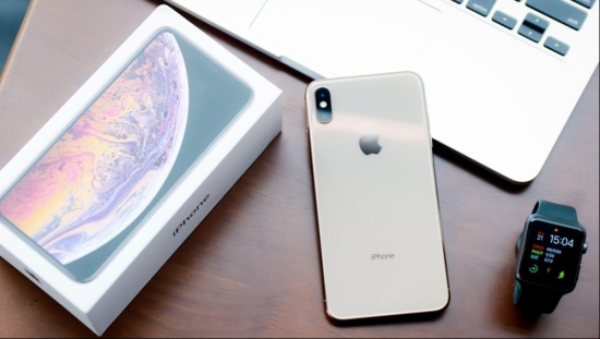 Giá iPhone XS mới nhất giữa tháng 9/2022: Thấp không tưởng, "đá bay" đối thủ cùng phân khúc