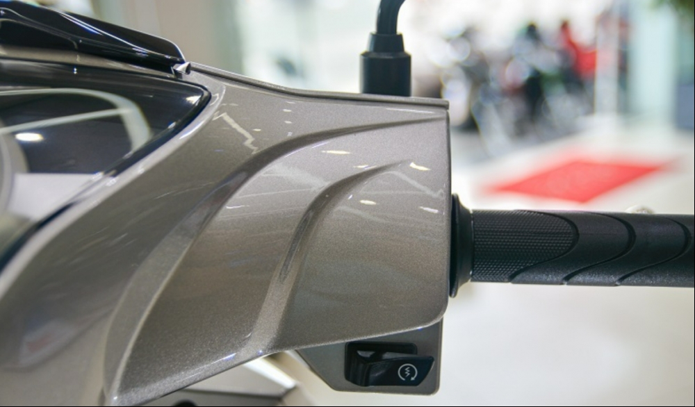 Mẫu xe máy "Tương lai" của Honda có giá từ 30 triệu: "Ăn" cực kỳ ít xăng, chỉ 1.54L/100km