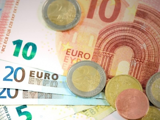 Tỷ giá euro hôm nay 14/9/2022: “Lao dốc” hàng hoạt