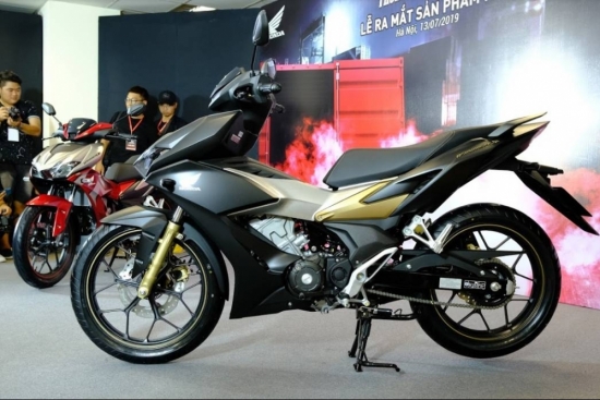 Bất ngờ với xe máy Honda Winner X: Chỉ từ 30 triệu là "lên đường"