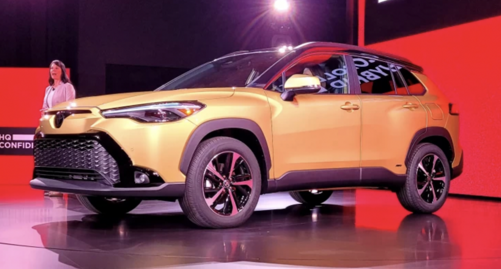 “Bom tấn” Toyota Corolla Cross 2023 lộ giá bán hấp dẫn, thêm loạt trang bị và công nghệ hàng đầu